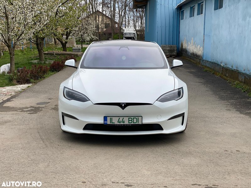 Tesla Model S